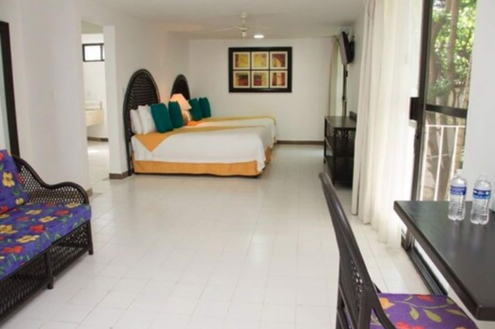 Quinta Del Gobernador Hotel เควนาวากา ภายนอก รูปภาพ