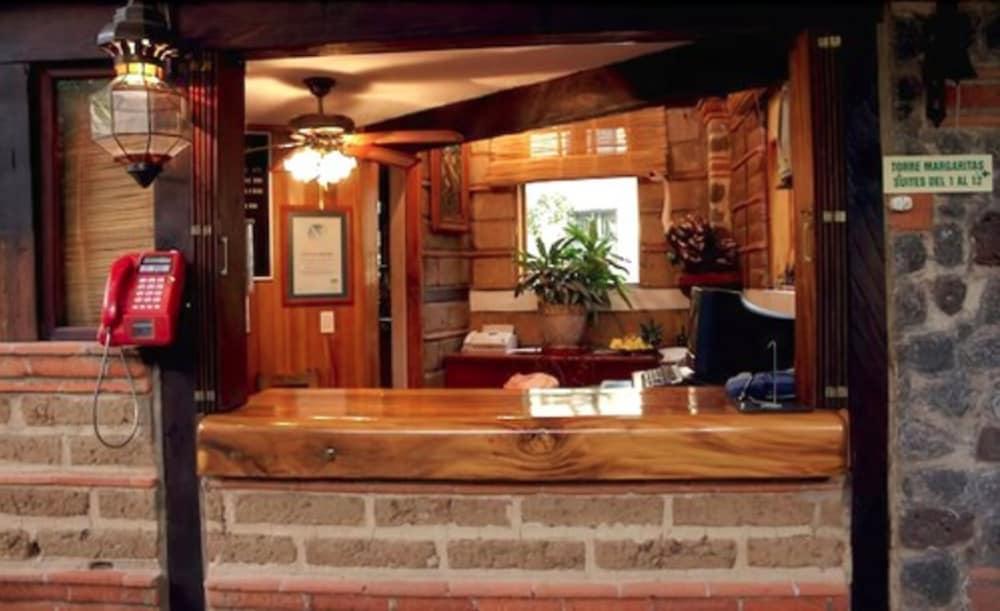 Quinta Del Gobernador Hotel เควนาวากา ภายนอก รูปภาพ