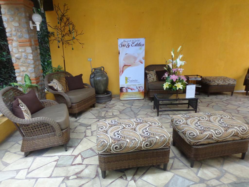 Quinta Del Gobernador Hotel เควนาวากา ภายนอก รูปภาพ