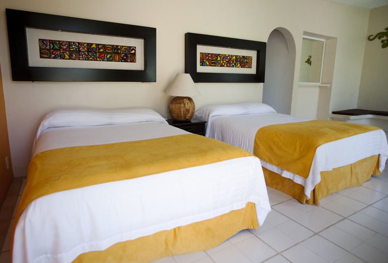 Quinta Del Gobernador Hotel เควนาวากา ภายนอก รูปภาพ